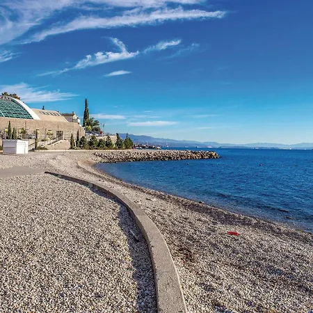 1 Bedroom Pet Friendly In