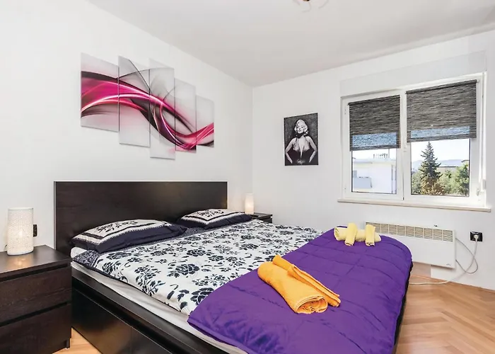 Lovely In With Wifi Lägenhet Rijeka